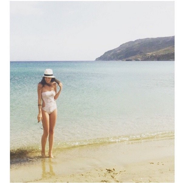 Η φωτογραφία της Οικονομάκου με το σέξι μαγιό των 9.000 likes -«Εσπασε» το Instagram [εικόνες] | iefimerida.gr 0