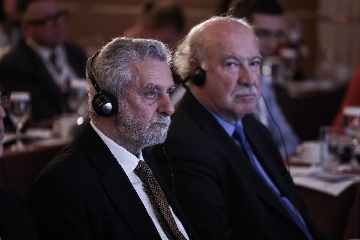 Τα μεγαλύτερα λιμάνια της Ευρώπης «μετακόμισαν» στον Πειραιά | iefimerida.gr 0
