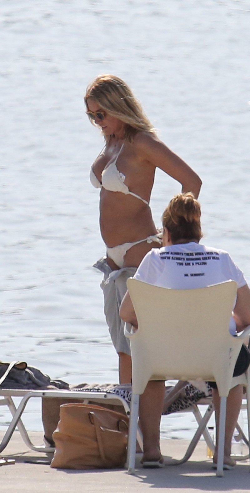 Κορμί φιδίσιο -Η Χριστίνα Παππά με αποκαλυπτικό, λευκό, σέξι μπικίνι [εικόνες] | iefimerida.gr 3