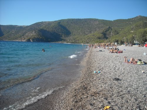 Οι 8 διασημότερες παραλίες της Αττικής [εικόνες] | iefimerida.gr 3