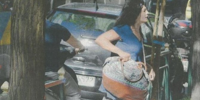 Τα καυτά φιλιά της Τάνιας Τρύπη με τον κατά 20 χρόνια νεότερο σύντροφό της -Ηταν μαθητής της στη σχολή [εικόνες] | iefimerida.gr 2