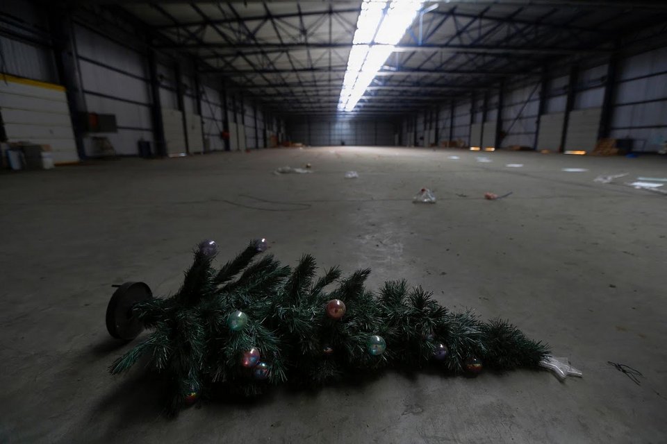 Το Reuters μέσα στα εργοστάσια-φαντάσματα της Ελλάδας της κρίσης [εικόνες] | iefimerida.gr 4