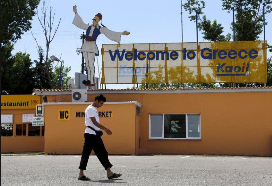 Το Reuters ακολουθεί τους μετανάστες: Η φυγή από την Ελλάδα στην Ευρώπη [εικόνες] | iefimerida.gr 8