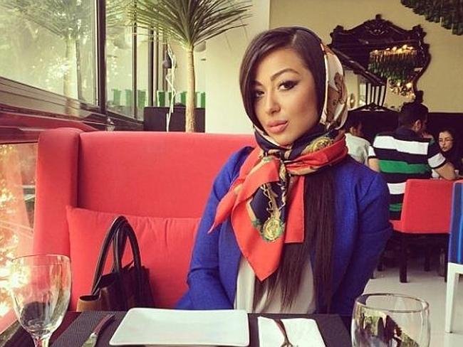 Ιράν: Σκοτώθηκε με την Πόρσε της και όλοι ευχαριστήθηκαν -Εκδίκηση για τους πολύ πλούσιους [εικόνες] | iefimerida.gr 8