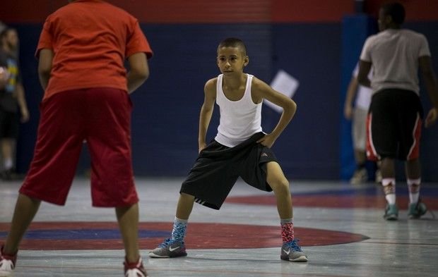 Ο 13χρονος παιδί-θαύμα: Κοντός αλλά... μάγος με την μπάλα [εικόνες & βίντεο] | iefimerida.gr 4