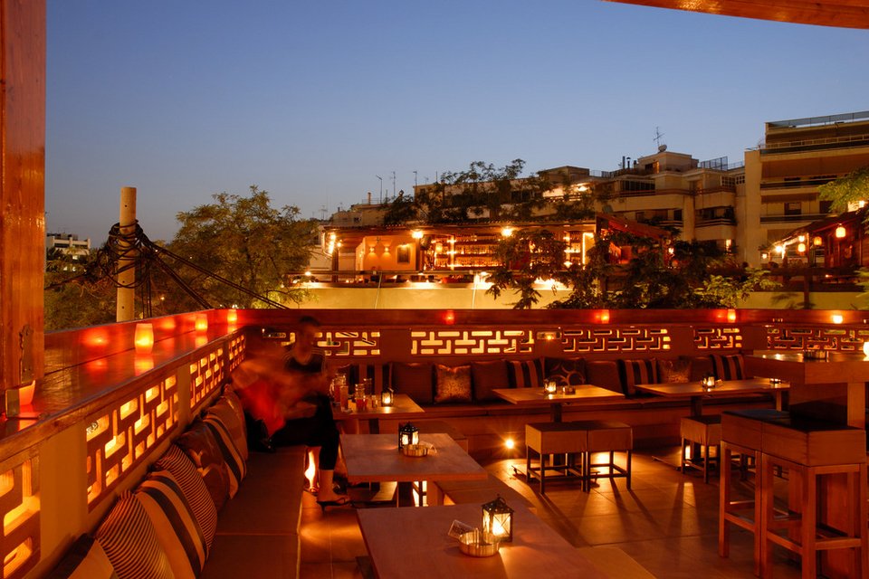 Η Αθήνα από ψηλά  -Τα 10 συν 1 καλύτερα μπαρ σε ταράτσες [εικόνες] | iefimerida.gr 10