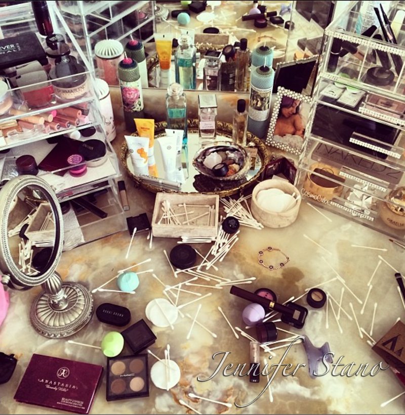 Η εκρηκτική σύζυγος του εφοπλιστή Αλκη Δαυίδ, ξανά με εσώρουχα [εικόνες] | iefimerida.gr 1