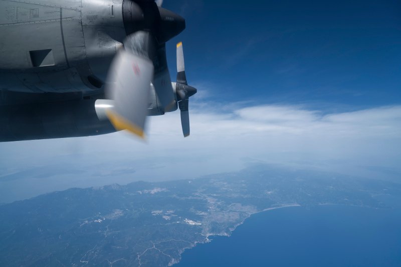 Το επίπονο ταξίδι με το C-130 στη Ρίγα: Το κολατσιό στο αλουμινόχαρτο και οι ωτοασπίδες [εικόνες] | iefimerida.gr 10