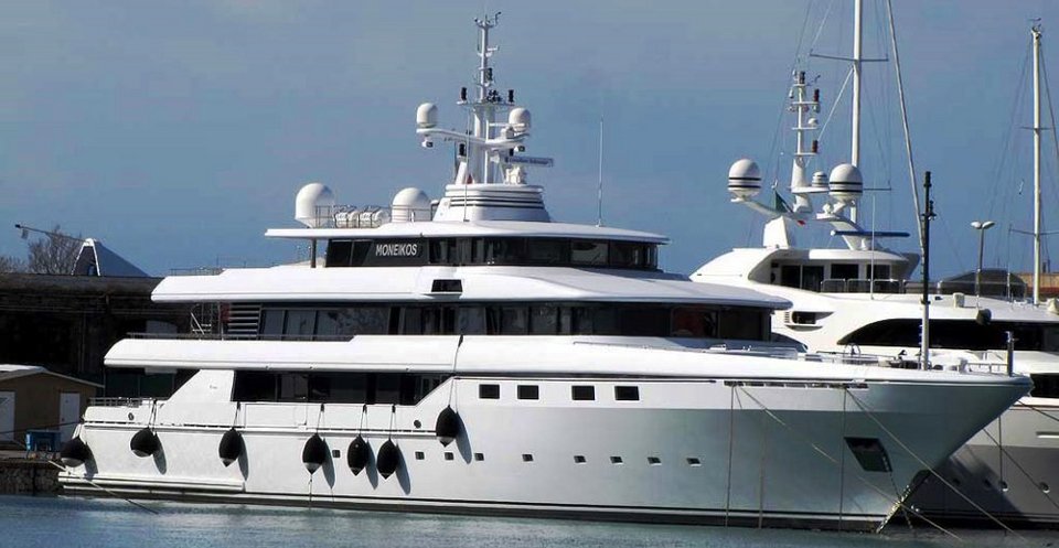 Η απόλυτη «κόντρα» των πλουσίων - Τα χλιδάτα γιοτ που μαζεύτηκαν στη Γαλλική Ριβιέρα αυτές τις ημέρες [εικόνες] | iefimerida.gr 20