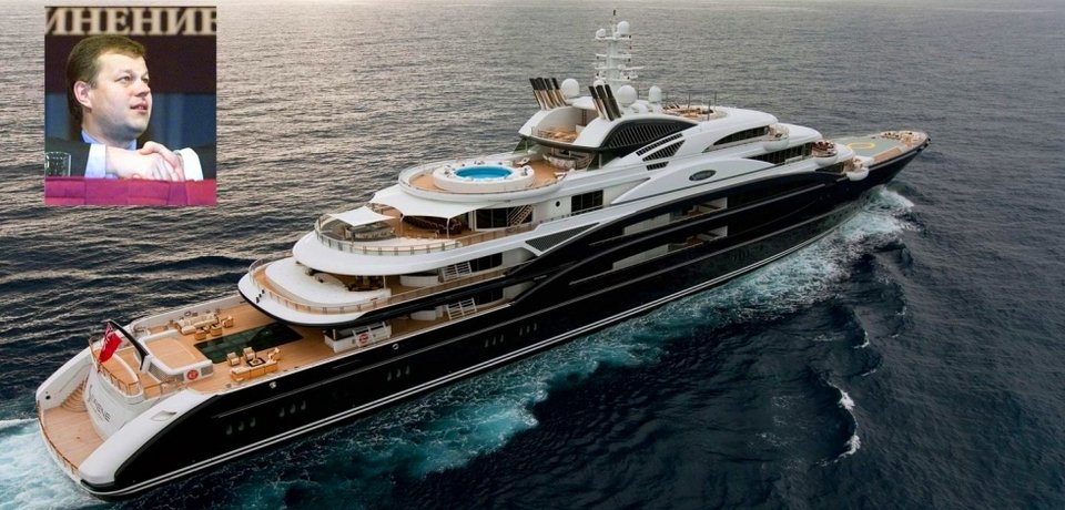 Η απόλυτη «κόντρα» των πλουσίων - Τα χλιδάτα γιοτ που μαζεύτηκαν στη Γαλλική Ριβιέρα αυτές τις ημέρες [εικόνες] | iefimerida.gr 1