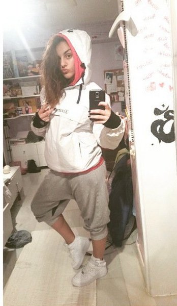 Η κόρη του Βλάσση Μπονάτσου έγινε μια όμορφη γυναίκα [εικόνες] | iefimerida.gr 6