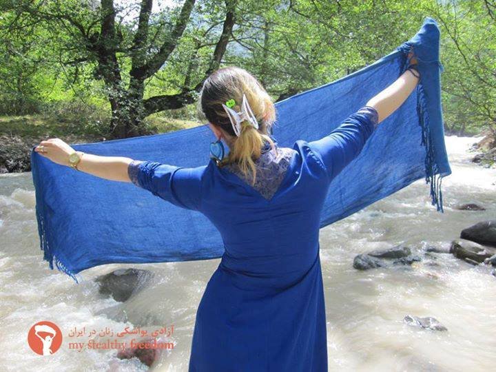 Οι γυναίκες στο Ιράν επαναστατούν: Πετούν τη μαντήλα, αναδεικνύουν την ομορφιά τους [εικόνες] | iefimerida.gr 4