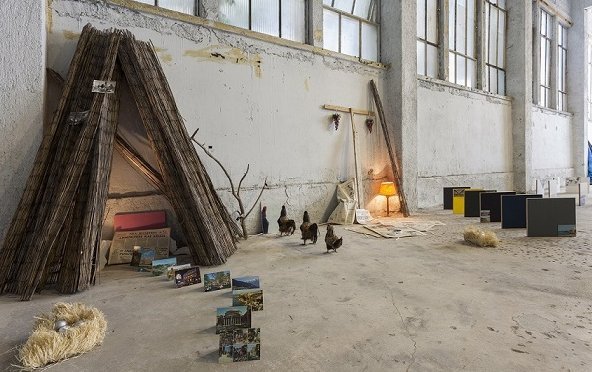 Η αγωνία του ξεριζωμού: Πέντε σύγχρονοι εικαστικοί δημιουργούν με οδηγό τον Βλάσση Κανιάρη [εικόνες] | iefimerida.gr 2