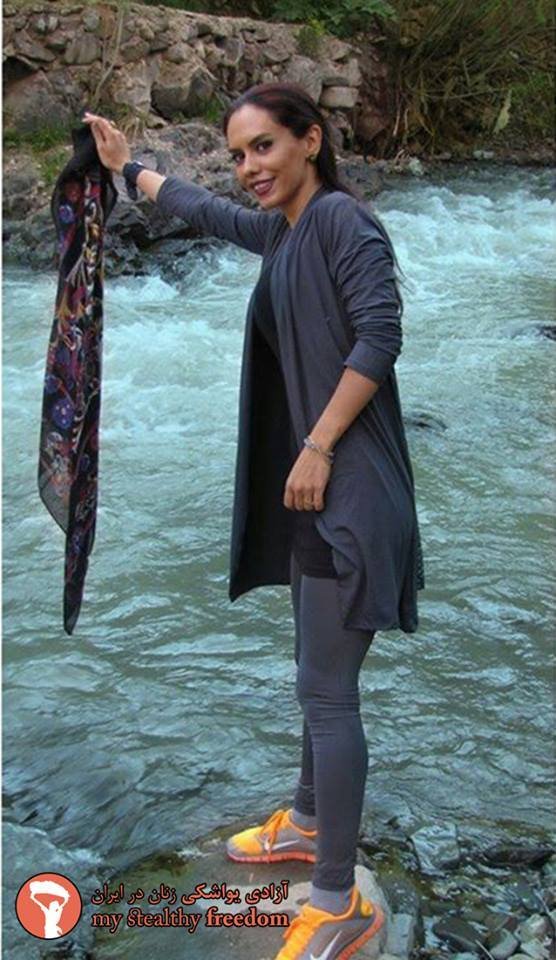 Οι γυναίκες στο Ιράν επαναστατούν: Πετούν τη μαντήλα, αναδεικνύουν την ομορφιά τους [εικόνες] | iefimerida.gr 7