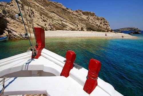 Γωνιά εξωτική -Ασπρονήσια: Τρεις βράχοι «πεταμένοι» στο Αιγαίο -Πηγαίνεις από τον έναν στον άλλον... περπατώντας [εικόνες] | iefimerida.gr 7