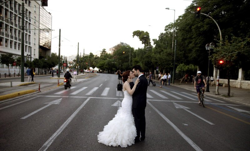 Ηχηρό μήνυμα από τους «Μένουμε Ευρώπη» - Πάνω από 10.000 στο Σύνταγμα [εικόνες] | iefimerida.gr 9