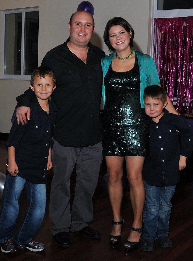 Από όμορφη και ευτυχισμένη, δυστυχισμένη και παχιά: Πώς αλλάζει η σχέση μετά από 15 χρόνια γάμου [εικόνες] | iefimerida.gr 3