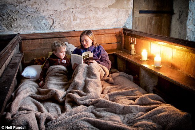 Champing, η νέα ταξιδιωτική τρέλα -Το απίστευτο μέρος όπου διανυκτερεύουν οι τουρίστες [εικόνες] | iefimerida.gr 2