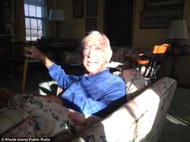 Πέθανε ο αδερφός της Τζάκι Κένεντι σε ηλικία 87 ετών [εικόνες] | iefimerida.gr 3