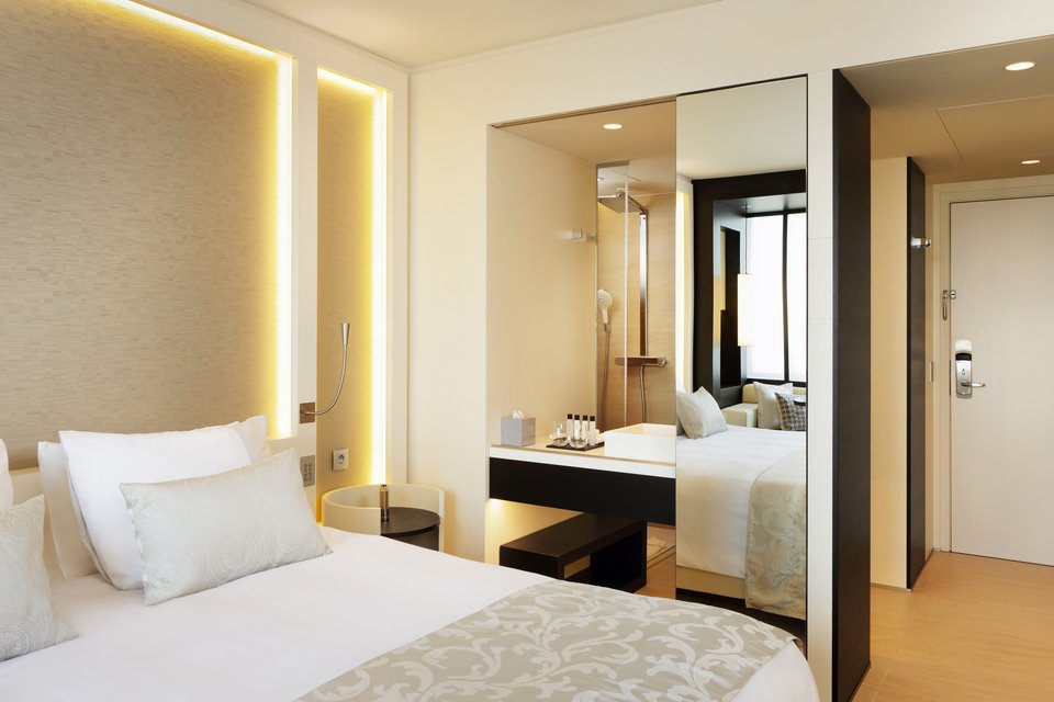 Politico: Η ελληνική αντιπροσωπεία διαμένει στο καλύτερο ξενοδοχείο των Βρυξελλών [εικόνες] | iefimerida.gr 0