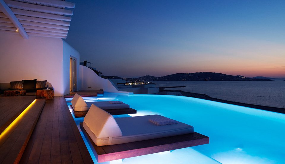 Η ομορφότερη πισίνα του κόσμου βρίσκεται στη Μύκονο [εικόνες] | iefimerida.gr 4