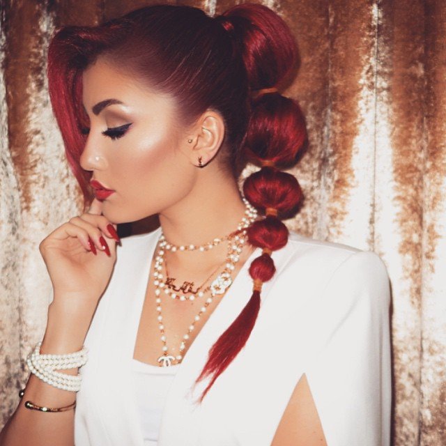 Η καλλονή ποπ σταρ που εμπνέει τους Κούρδους να πολεμήσουν το ISIS [εικόνες] | iefimerida.gr 4