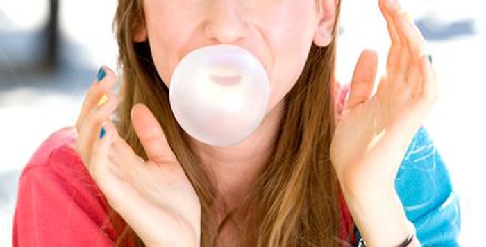 Οι 10 πιο παράξενες δουλειές στον κόσμο: Από τον... αγκαλίτσα, στον δοκιμαστή τροφών για σκύλους [εικόνες] | iefimerida.gr 1