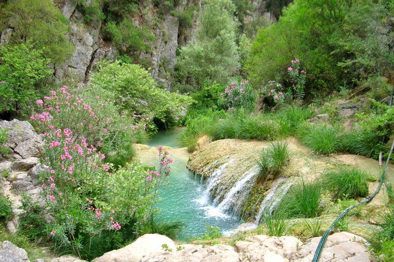 Η «Γαλάζια Λίμνη» της Ελλάδας -Ο εξωτικός παράδεισος με τις φυσικές πισίνες και τους καταρράκτες στην καρδιά της Πελοποννήσου [εικόνες] | iefimerida.gr 4