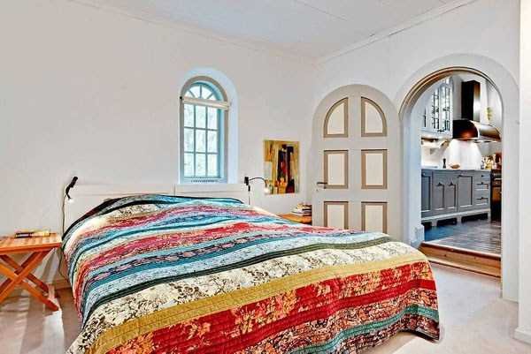 Εκκλησία μεταμορφώθηκε σε εκπληκτικό σπίτι - Υπόδειγμα mix & match [εικόνες] | iefimerida.gr 5