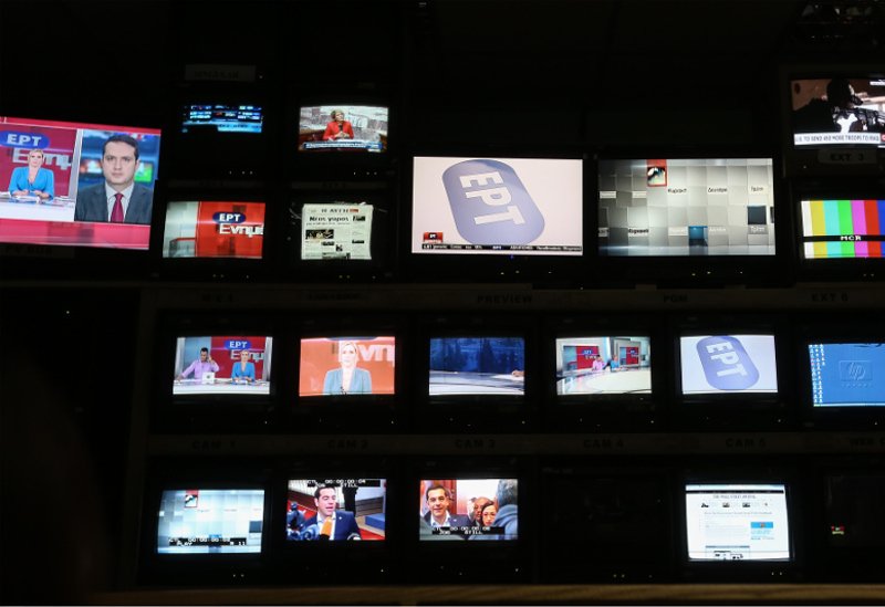 Το σόου Ζωής και Λάμπη Ταγματάρχη στην ΕΡΤ [εικόνες] | iefimerida.gr 9