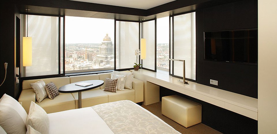 Politico: Η ελληνική αντιπροσωπεία διαμένει στο καλύτερο ξενοδοχείο των Βρυξελλών [εικόνες] | iefimerida.gr 2