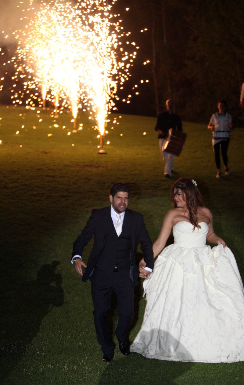 Τηλεοπτικός γάμος -Παρουσιάστρια του ΣΚΑΪ παντρεύτηκε στο κτήμα Νάσιουτζικ [εικόνες] | iefimerida.gr 6