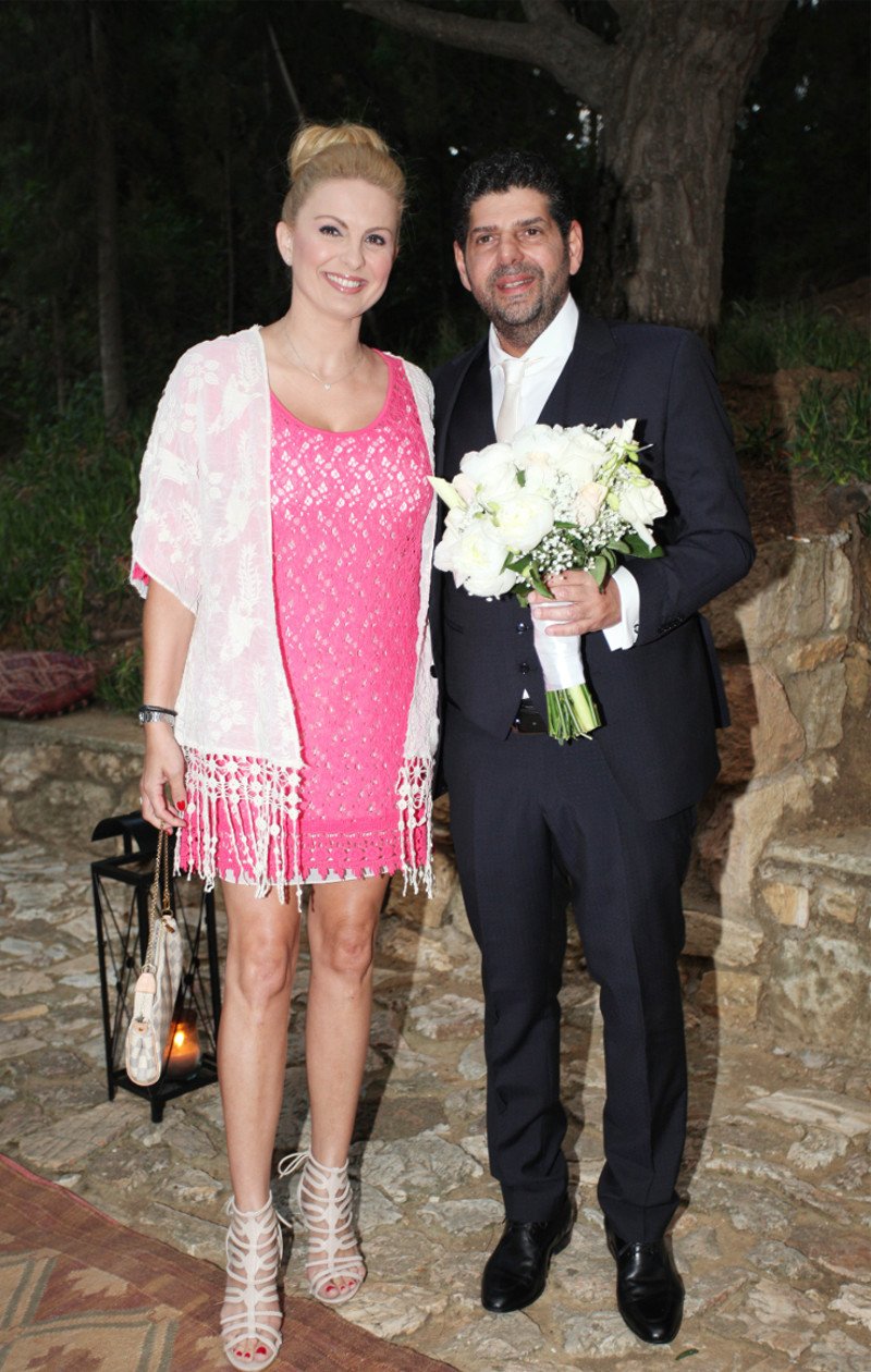 Τηλεοπτικός γάμος -Παρουσιάστρια του ΣΚΑΪ παντρεύτηκε στο κτήμα Νάσιουτζικ [εικόνες] | iefimerida.gr 10