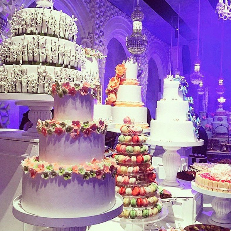 Ο Ελληνας γαμπρός, η Λιβανέζα νύφη, το νυφικό με τα ζιργκόν -Ο γάμος των 5 εκατ. ευρώ στη Βουλιαγμένη [εικόνες] | iefimerida.gr 5