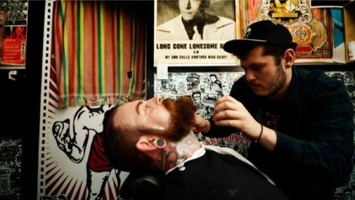 Γιατί οι νεοέλληνες έχουν αφήσει (σχεδόν) όλοι γένια [εικόνες] | iefimerida.gr 4