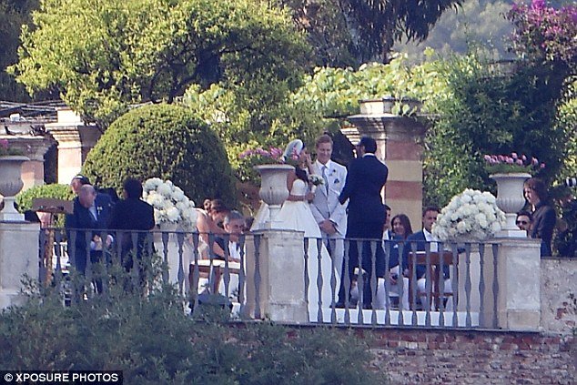 Ο μυθικός γάμος της Γεωργίας Σάλπα με ζάπλουτο στην Ιταλία [εικόνες] | iefimerida.gr 4