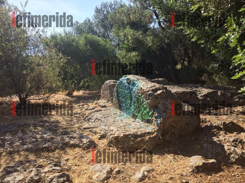Απίστευτο: Εκαναν γκράφιτι πάνω σε αρχαία στην Πνύκα [εικόνες] | iefimerida.gr 2