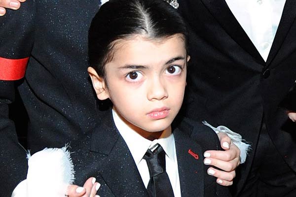 Ο γιος του Μάικλ Τζάκσον μεγάλωσε, έγινε 13 ετών και άλλαξε το όνομά του[εικόνες]  | iefimerida.gr 0