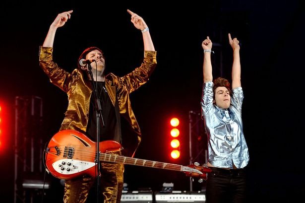 «Προβλήματα» για την Κίρα Νάιτλι - Μόλις 5.000 λίρες έβγαλε ο σύζυγός της [εικόνες] | iefimerida.gr 6