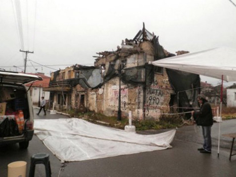 Κατεδαφίστηκε η οικία του Μενέλαου Λουντέμη -Γιατί πρέπει να ξαναχτιστεί σε τρία χρόνια [εικόνες] | iefimerida.gr 3