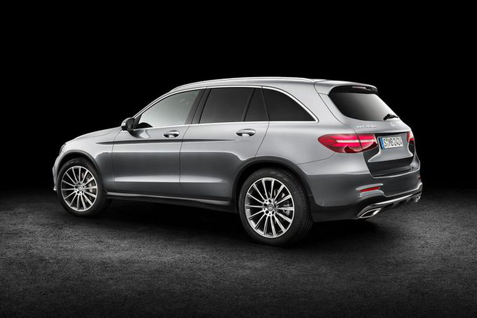 Αυτό είναι το νέο μεσαίο SUV της Mercedes, η GLC (βίντεο) | iefimerida.gr 1