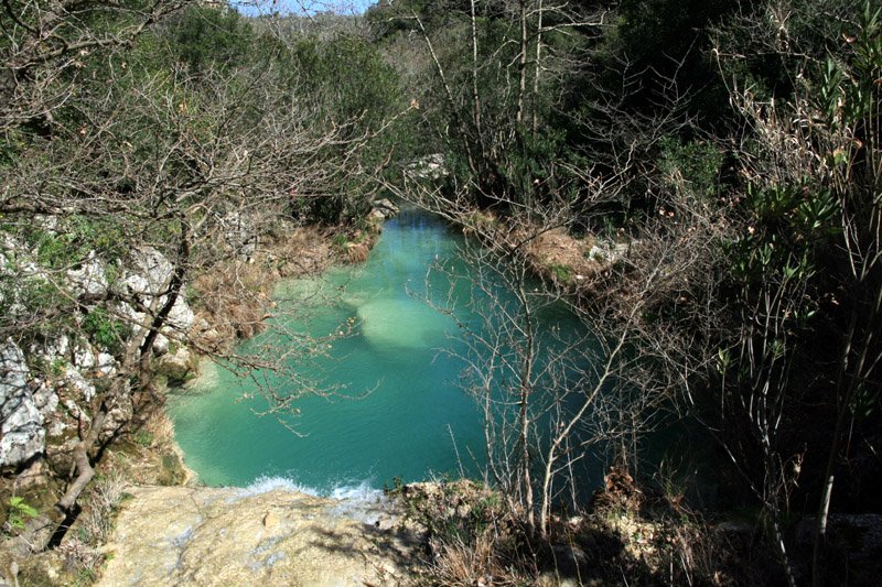 Η «Γαλάζια Λίμνη» της Ελλάδας -Ο εξωτικός παράδεισος με τις φυσικές πισίνες και τους καταρράκτες στην καρδιά της Πελοποννήσου [εικόνες] | iefimerida.gr 12