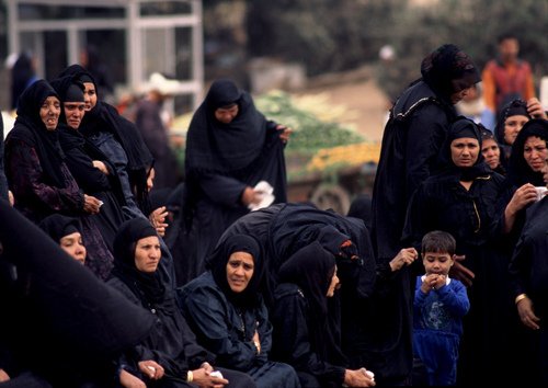 Οι 10 πιο παράξενες δουλειές στον κόσμο: Από τον... αγκαλίτσα, στον δοκιμαστή τροφών για σκύλους [εικόνες] | iefimerida.gr 7