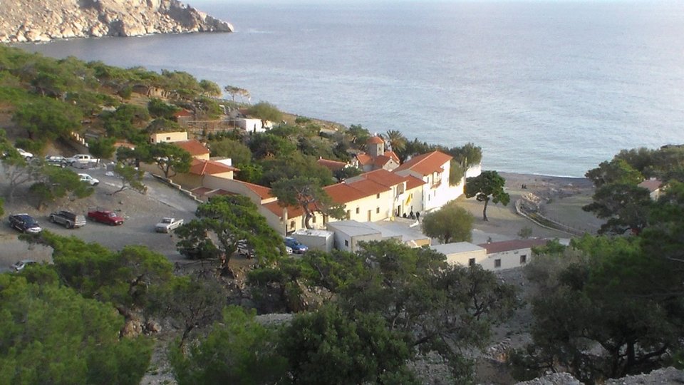 Η βάπτιση στο Ηράκλειο που συγκίνησε: Ο μικρός βαπτίστηκε στη θάλασσα, μπήκαν όλοι μέσα στο νερό [εικόνες] | iefimerida.gr 5