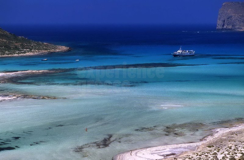 Οι 2 παραλίες της Ελλάδας με τη ροζ άμμο -Πώς η αμμουδιά πήρε αυτό το χρώμα [εικόνες] | iefimerida.gr 4