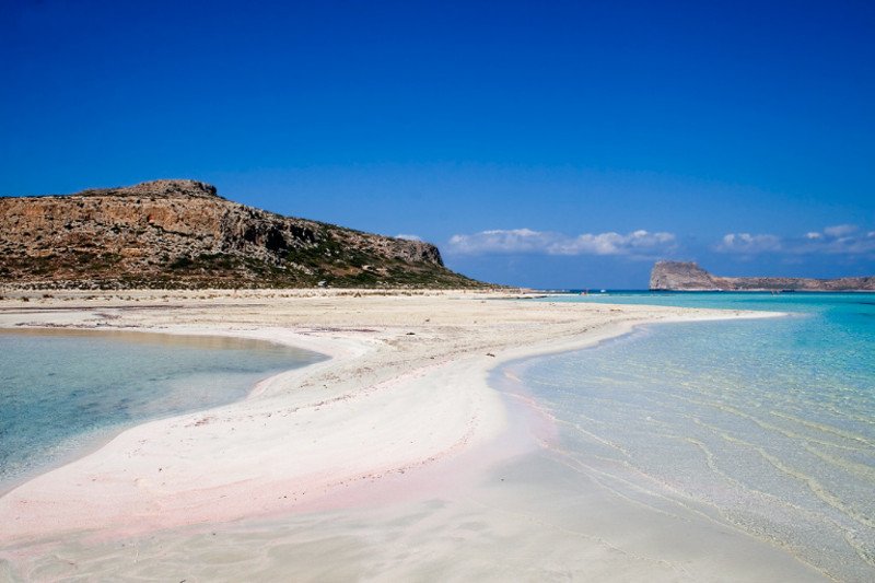 Οι 2 παραλίες της Ελλάδας με τη ροζ άμμο -Πώς η αμμουδιά πήρε αυτό το χρώμα [εικόνες] | iefimerida.gr 5