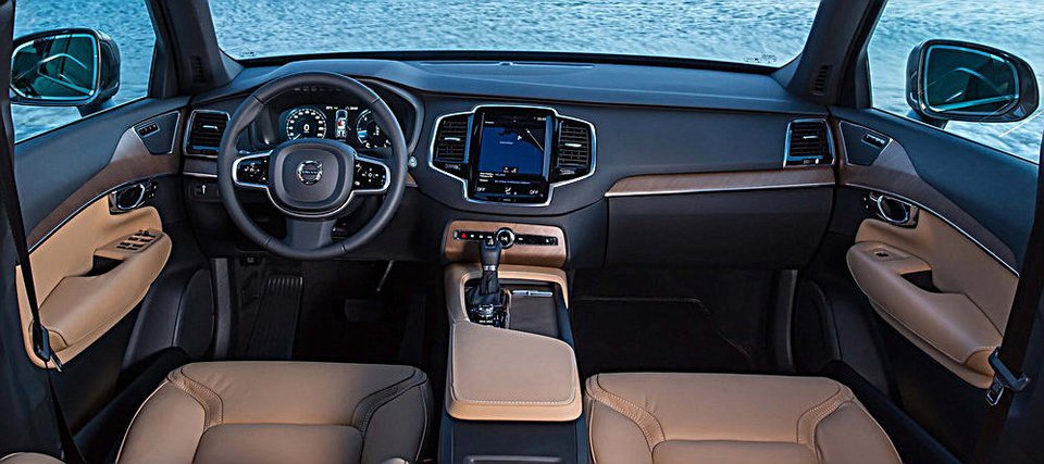 Οδηγούμε το νέο, κλασάτο Volvo XC90 | iefimerida.gr 5