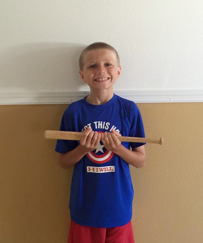 Ενας 8χρονος συγκινεί - Αφησε μαλλί και χάρισε την αλογοουρά του στα παιδιά που πάσχουν από καρκίνο [εικόνες]  | iefimerida.gr 6