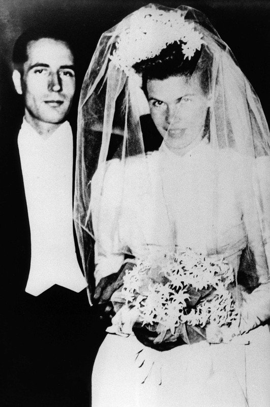 Η κρυφή ερωμένη του Φρανσουά Μιτεράν -Μια υπόθεση που συγκλόνισε τη Γαλλία [εικόνες] | iefimerida.gr 2