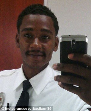 Παγκόσμιος σάλος με τον καλοτηγανισμένο αρουραίο των KFC [εικόνες] | iefimerida.gr 4